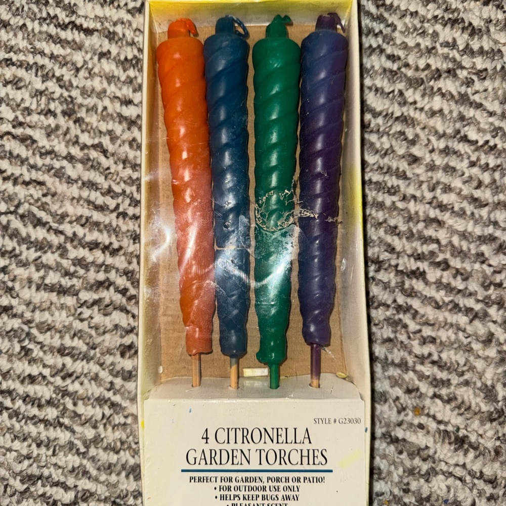Vintage Citronella Garden Torches - 4 Pack (Orange, Blue, Green, Purple)